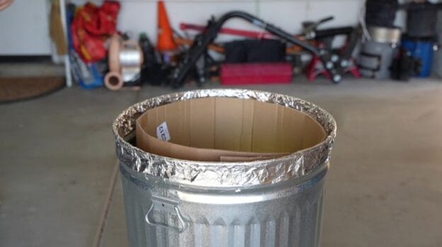 How To Make a Faraday Cage With a Trash Can (EMP Proof)